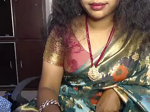 VixenNandhu online show from 04.17.26