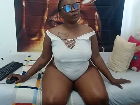 Queenteex6992 online show from 06.30.26