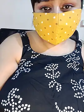 Lovely-Lina7 online show from 05.27.26