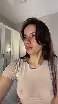 Snapshot of cheekypie chatting on 04.14.26 cheekypie online show from 04.14.26