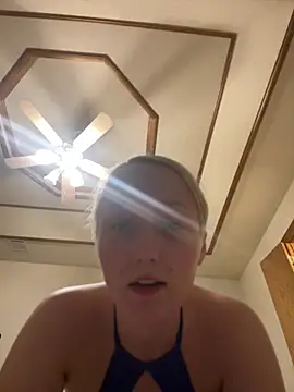 Marilynxo online show from 02.18.26