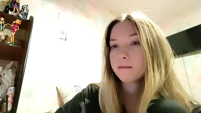 Snapshot of TiaBIanks chatting on 02.17.26 TiaBIanks online show from 02.17.26