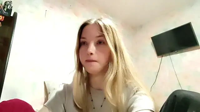 Snapshot of TiaBIanks chatting on 03.16.26 TiaBIanks online show from 03.16.26