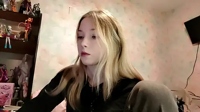 Snapshot of TiaBIanks chatting on 04.09.26 TiaBIanks online show from 04.09.26