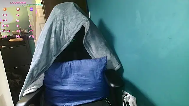 Snapshot of JadeAlexis403 chatting on 02.28.26 JadeAlexis403 online show from 02.28.26