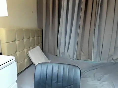 Snapshot of Janelaxx chatting on 02.25.26 Janelaxx online show from 02.25.26