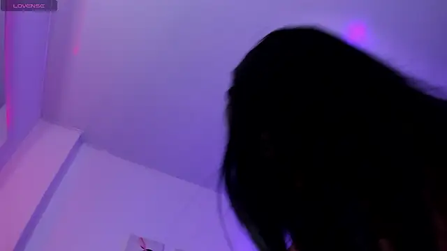 Madison Rosee online show from 04.18.26