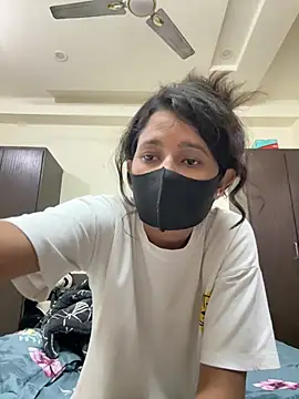 raavigirl online show from 03.23.26