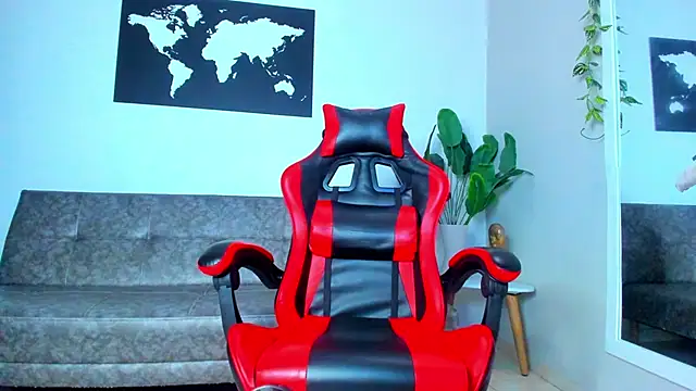 Alessrose online show from 02.14.26