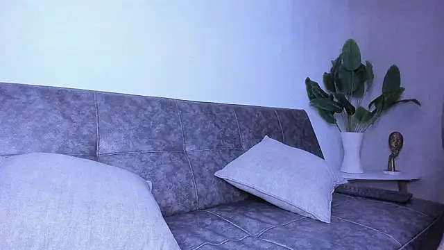 Alessrose online show from 07.06.26