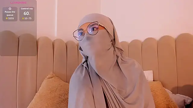 Snapshot of _amisha chatting on 02.21.26 amisha online show from 02.21.26