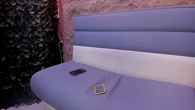 Snapshot of Nahomii__Doll chatting on 02.14.26 Nahomii Doll online show from 02.14.26