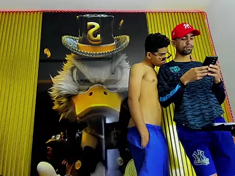 Snapshot of couplehot_sex_ chatting on 02.14.26 couplehot sex online show from 02.14.26