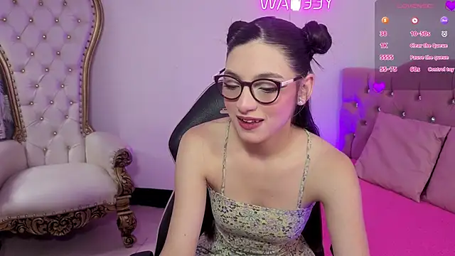 MAHYRA TAY online show from 04.08.26