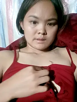 Snapshot of Luminana chatting on 02.21.26 Luminana online show from 02.21.26