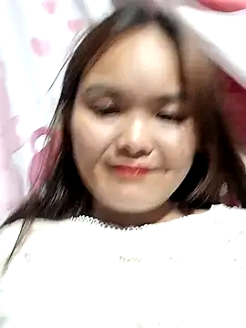 Snapshot of Luminana chatting on 03.01.26 Luminana online show from 03.01.26