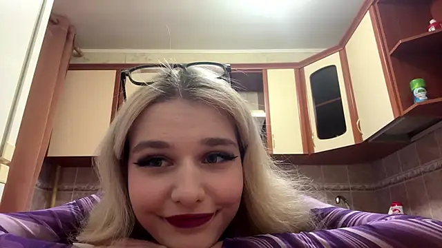 Snapshot of MiaBerlateen chatting on 02.09.26 MiaBerlateen online show from 02.09.26