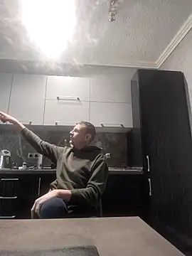 Boltlowq online show from 02.15.26