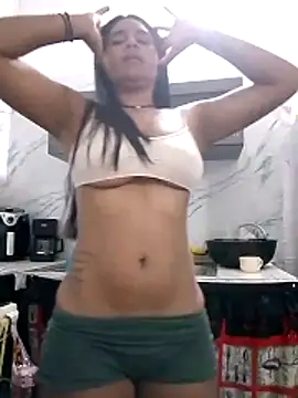 Zoe Renata online show from 03.06.26