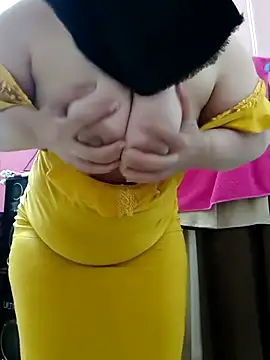 Warda Egy online show from 03.28.26