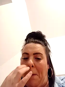 louisa36 online show from 02.15.26