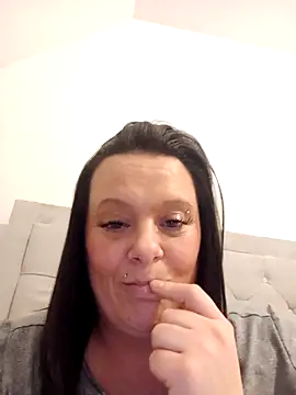 louisa36 online show from 02.22.26