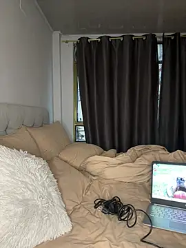 Snapshot of RachelWeisz_ chatting on 02.23.26 RachelWeisz online show from 02.23.26