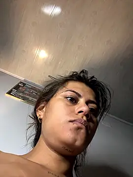 RachelWeisz  online show from 03.16.26