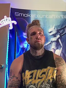 Snapshot of Smokebluntafterblunt chatting on 03.04.26 Smokebluntafterblunt online show from 03.04.26