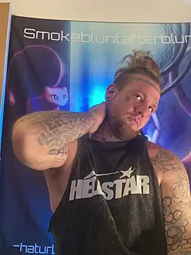 Snapshot of Smokebluntafterblunt chatting on 03.11.26 Smokebluntafterblunt online show from 03.11.26