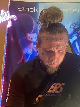 Snapshot of Smokebluntafterblunt chatting on 03.20.26 Smokebluntafterblunt online show from 03.20.26