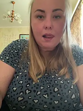 Mommy-girl-Lola online show from 06.01.26
