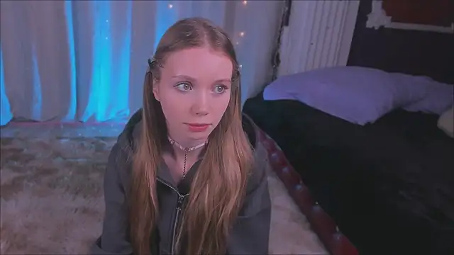 Snapshot of lada2k4 chatting on 02.11.26 lada2k4 online show from 02.11.26