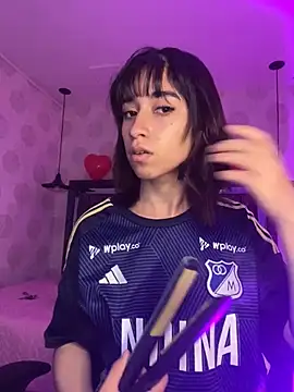 Snapshot of alahia_pink chatting on 02.25.26 alahia pink online show from 02.25.26