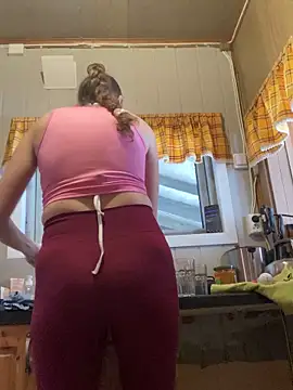 Midnight Munch online show from 02.25.26