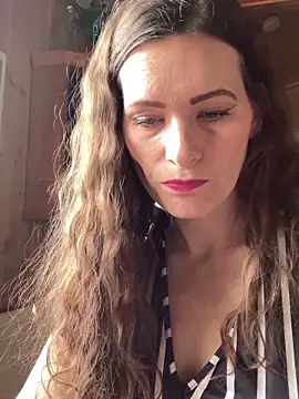 Snapshot of Midnight_Munch chatting on 04.13.26 Midnight Munch online show from 04.13.26