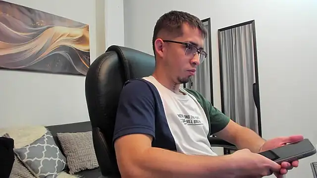 Tommas Jhonson online show from 03.18.26