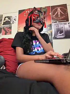 LadyKitsune online show from 03.11.26