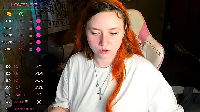 Snapshot of shamy_lily chatting on 06.06.26 shamy lily online show from 06.06.26