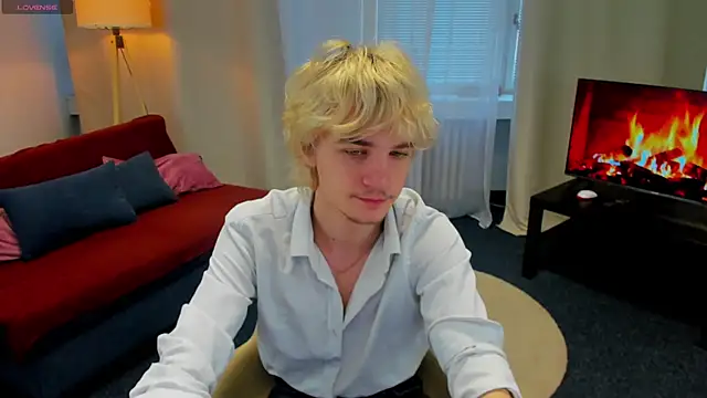 Snapshot of JameMiller chatting on 02.25.26 JameMiller online show from 02.25.26