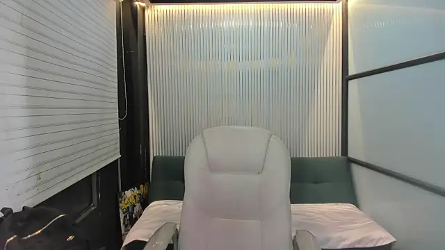 lorraineHunter online show from 04.07.26