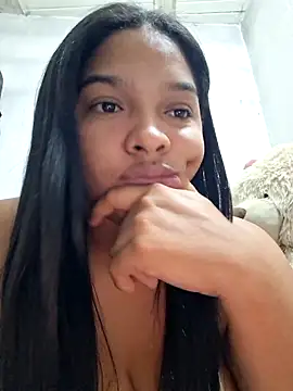 AnnaMil3J online show from 02.21.26