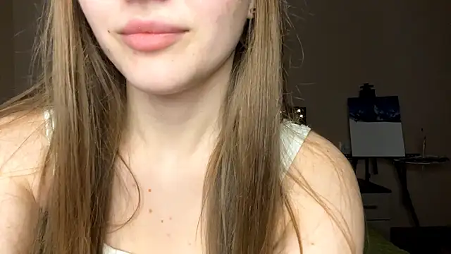 Snapshot of VivienneVesper chatting on 02.18.26 VivienneVesper online show from 02.18.26