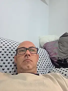 Snapshot of pareja47 chatting on 05.05.26 pareja47 online show from 05.05.26