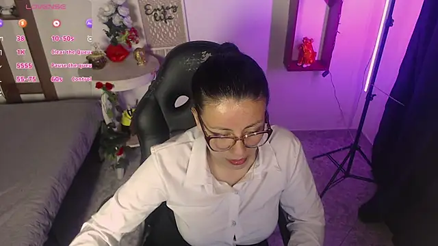 QueenRose94 online show from 04.09.26