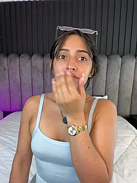 Snapshot of Nanda_vixen_ chatting on 03.30.26 Nanda vixen online show from 03.30.26