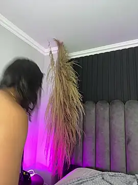 Snapshot of Nanda_vixen_ chatting on 04.10.26 Nanda vixen online show from 04.10.26