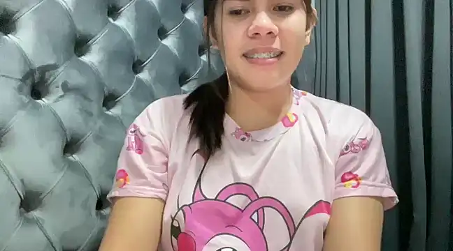Mooree naba online show from 12.15.24