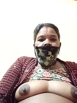 Snapshot of Kirti_sacsena chatting on 02.27.26 Kirti sacsena online show from 02.27.26