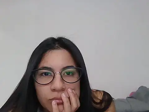 Snapshot of Agusgold22 chatting on 03.25.26 Agusgold22 online show from 03.25.26